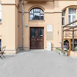 Azarentier4