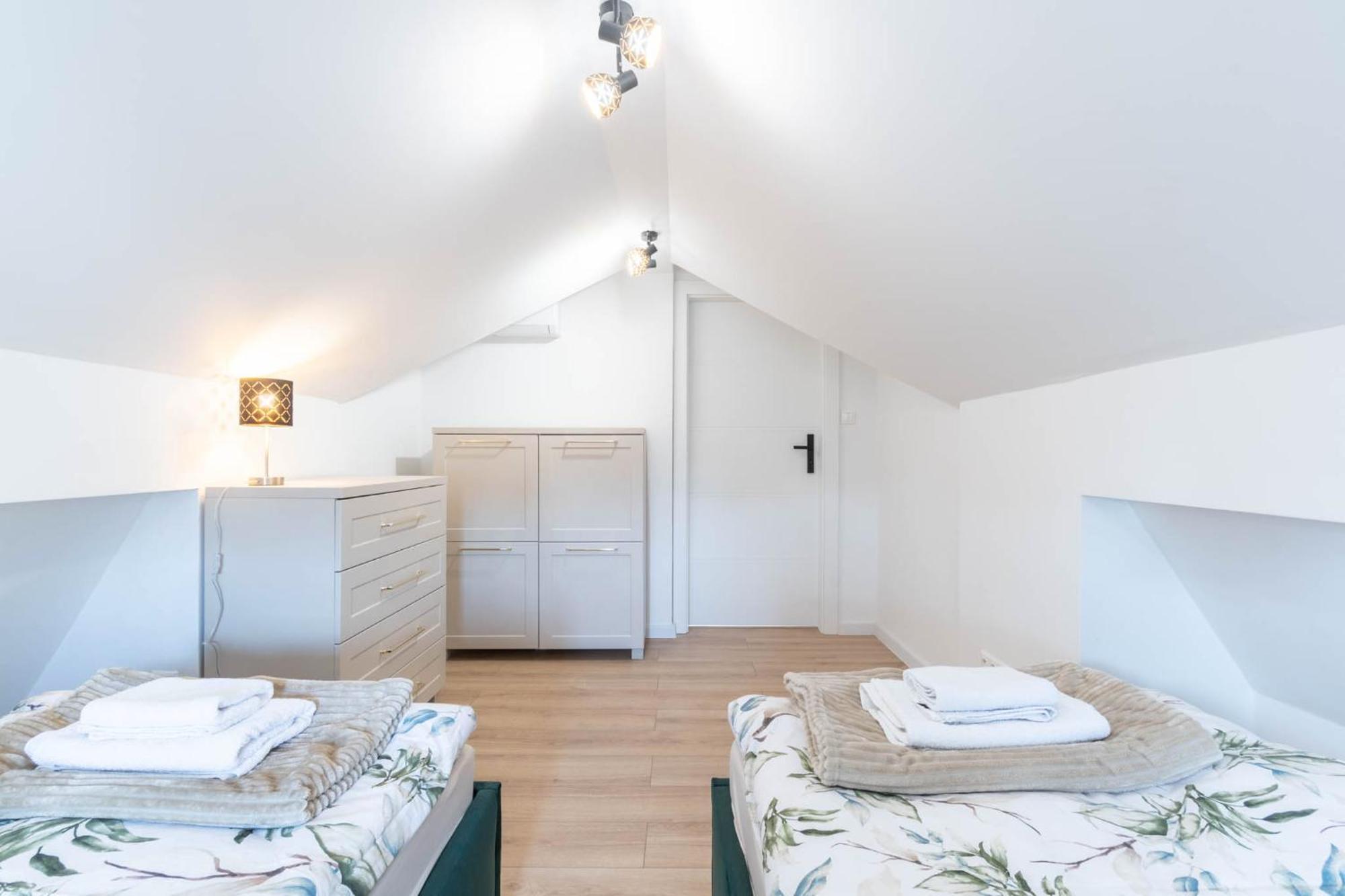 Azarentier4 Apartamento